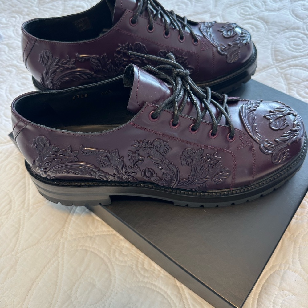Men's Purple Embossed Leather Shoes